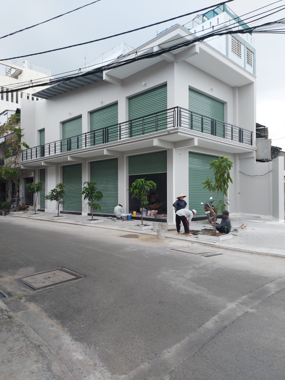 Luật sư tư vấn nhà đất hợp thức hóa bằng giấy tay trước 1/7/2014 cho người dân có nhà đất tại quận Bình Tân và huyện Bình Chánh, Thành phố Hồ Chí Minh.
